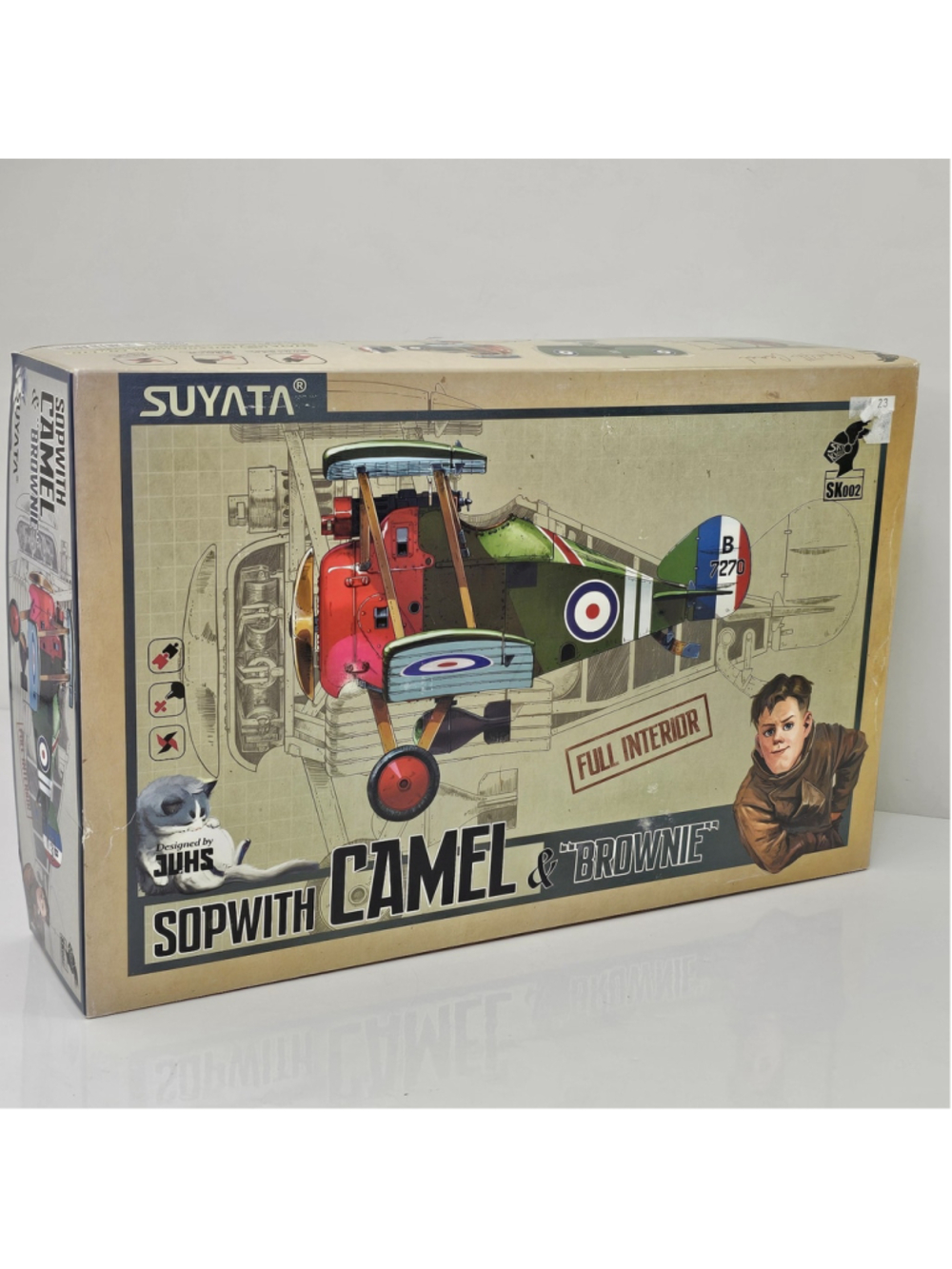 SUYATA SK002 1/24 Sopwith Camel with "BROWNIE" Action Figure - Open Box